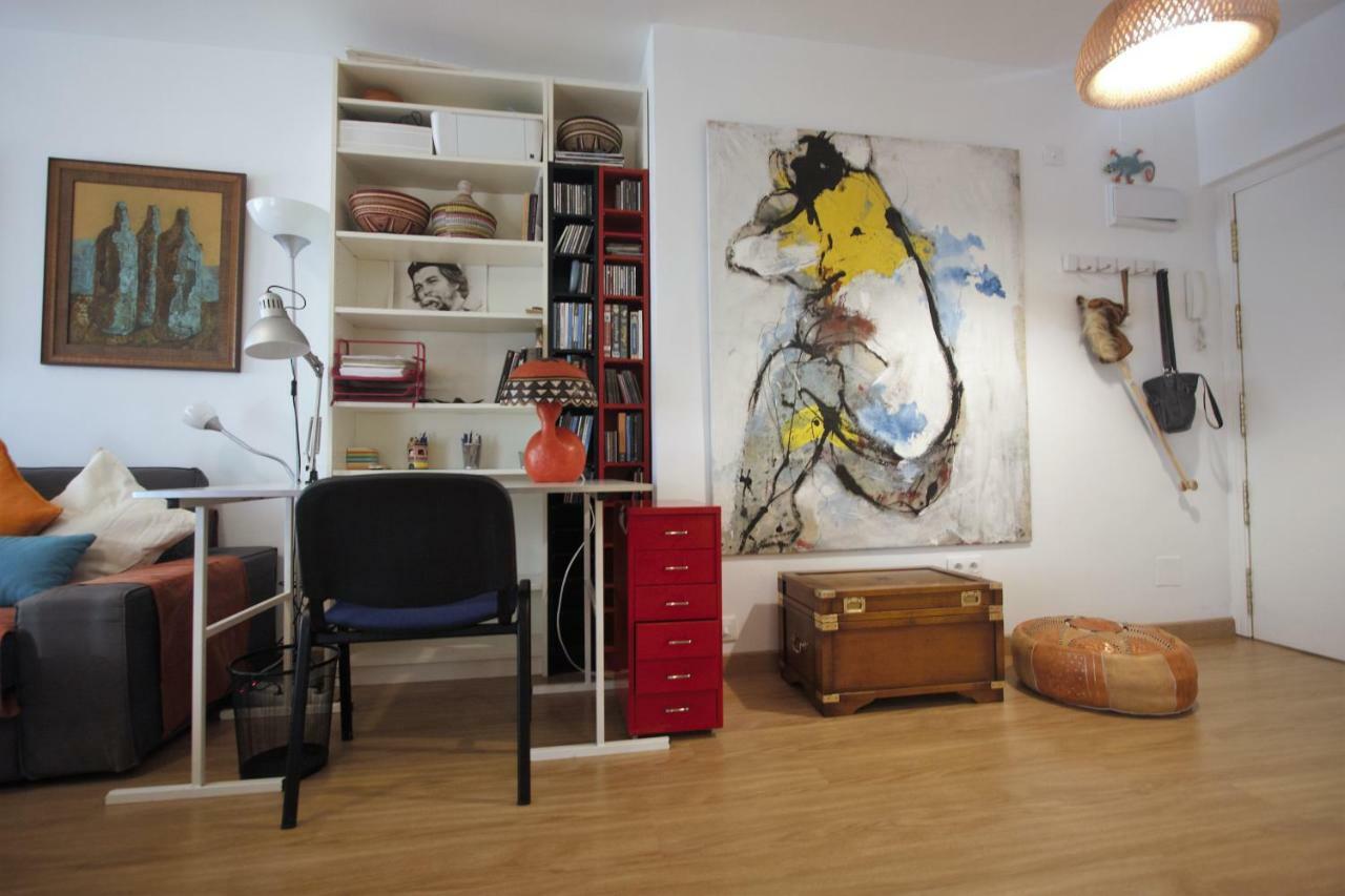 Bonito Apart. Con Parking Y Piscina Mairena del Aljarafe Exterior photo